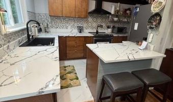 228 Waconia Rd, Alloway, NJ 07422