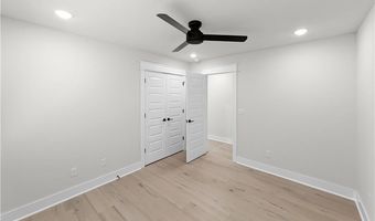 30 Benwick Ln, Bella Vista, AR 72714