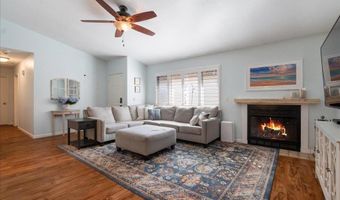 255 Oleander Dr, Oceanside, CA 92057
