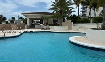 3000 Island Blvd 603, Aventura, FL 33160