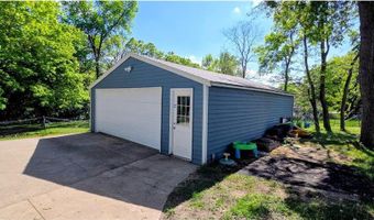 902 Quincy St, Alexandria, MN 56308