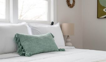 466 Essex St, Bangor, ME 04401