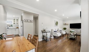 123 Park Ave B3, Amityville, NY 11701