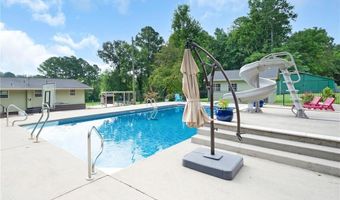 282 Cleghorn Dr, La Fayette, GA 30728