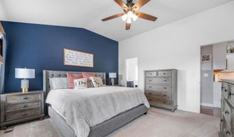 220 S Onewood Dr, Andover, KS 67002