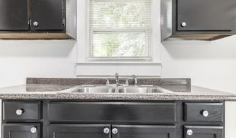 656 Villa Crst, Macon, GA 31206
