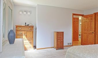 13334 Silverod Ct NW, Andover, MN 55304