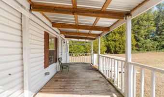 519 Mcpherson Dr, Alford, FL 32420
