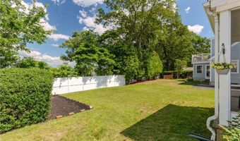 19 Longue Vue Ave, North Providence, RI 02904
