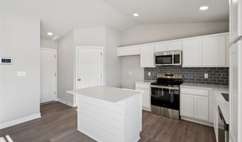 25088 Bluebird Cir, Adel, IA 50003