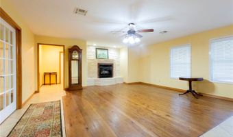 2284 E Roping Rd, Atoka, OK 74525