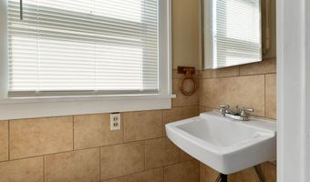 37 E Lakeview Ave, Columbus, OH 43202