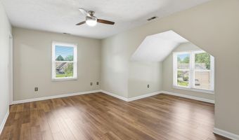 1167 Runningbrook Dr, Avon, IN 46123