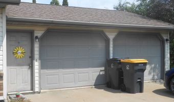 310 W Pine St, Abbotsford, WI 54405