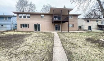 467 Rohr St, Arnolds Park, IA 51331