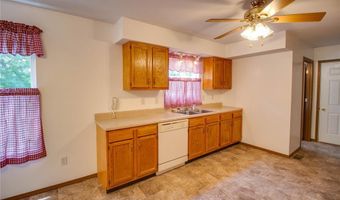 2933 Forest Dr, Alton, IL 62002