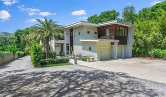 2446 SEMINOLE Rd, Atlantic Beach, FL 32233