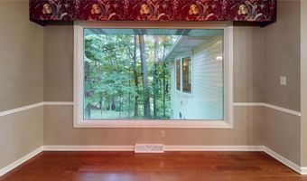 6051 SADDLEHORN Dr, Erie, PA 16506