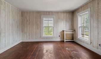 17 Neponset Ave, Boston, MA 02136
