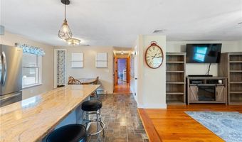 211 IROQUOIS ROAD Rd, Cumberland, RI 02864