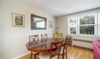 118 W 46TH St, Bayonne, NJ 07002