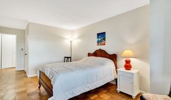 8 Whittier Place 4J, Boston, MA 02114