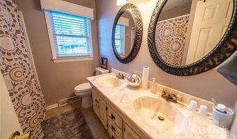 24264 Strand Dr, Albemarle, NC 28001