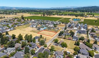 3829 Elwin Ln, Santa Rosa, CA 95403