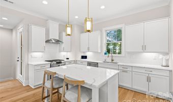1429 Belle Terre Ave, Charlotte, NC 28205