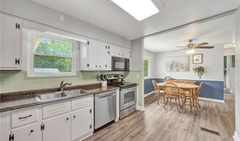 5538 Silverpoint Dr, Cincinnati, OH 45247