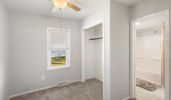 55 Oregon Ave, Middletown, NJ 07748