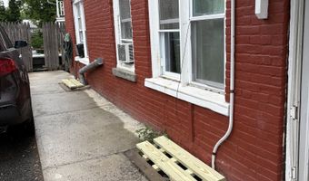 35-37 Osborne St, Danbury, CT 06810