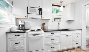 15 And 16 Cottage Dr, Asheville, NC 28805