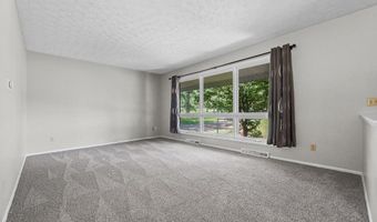 6000 Oakhill Ave NE, Alliance, OH 44601