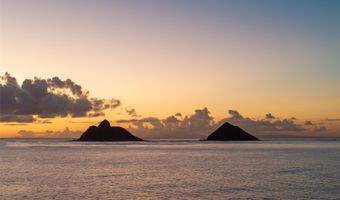 766 Mokulua Dr, Kailua, HI 96734