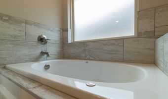 9221 NW 92nd Ter Plan: Blue Spruce Half Bath Plus, Yukon, OK 73099