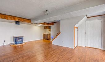 150 Yacht Club Cir, Altamont, MO 64640