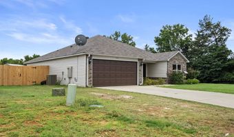 101 Sunland Dr, Beebe, AR 72012