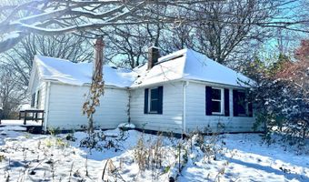 462 Knoxville Trl, Alpha, IL 61413