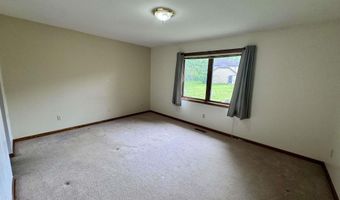 1503 Baron Ct, Auburn, IN 46706