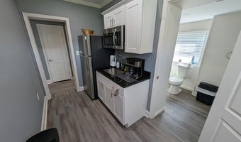 18 N PHILADELPHIA Blvd 202, Aberdeen, MD 21001