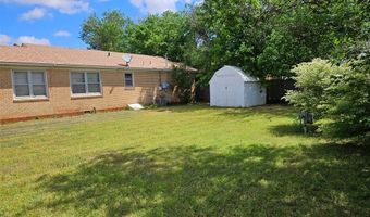 1038 E WALNUT St, Altus, OK 73521