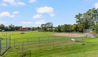115 Bryant Rd, Cranston, RI 02852