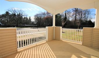 1665 KENTON Rd 101, Dover, DE 19904