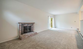 2240 Steeplechase Dr, Ann Arbor, MI 48103