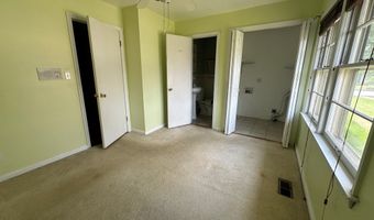 2920 Ranch Rd, Ashland, KY 41102