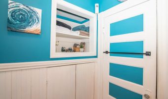 71 Riley Ave, Manchester, NH 03103