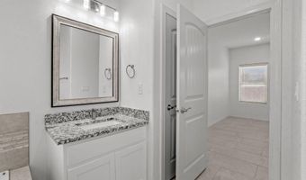 484 PLATEAU Dr, Socorro, TX 79927
