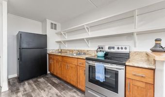 111 KAHULUI BEACH Rd A104, Kahului, HI 96732