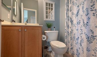 10900 HOLYSTONE Ln 301, Berlin, MD 21811